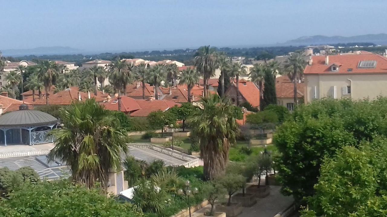 Residence L'Emilia Йер Экстерьер фото