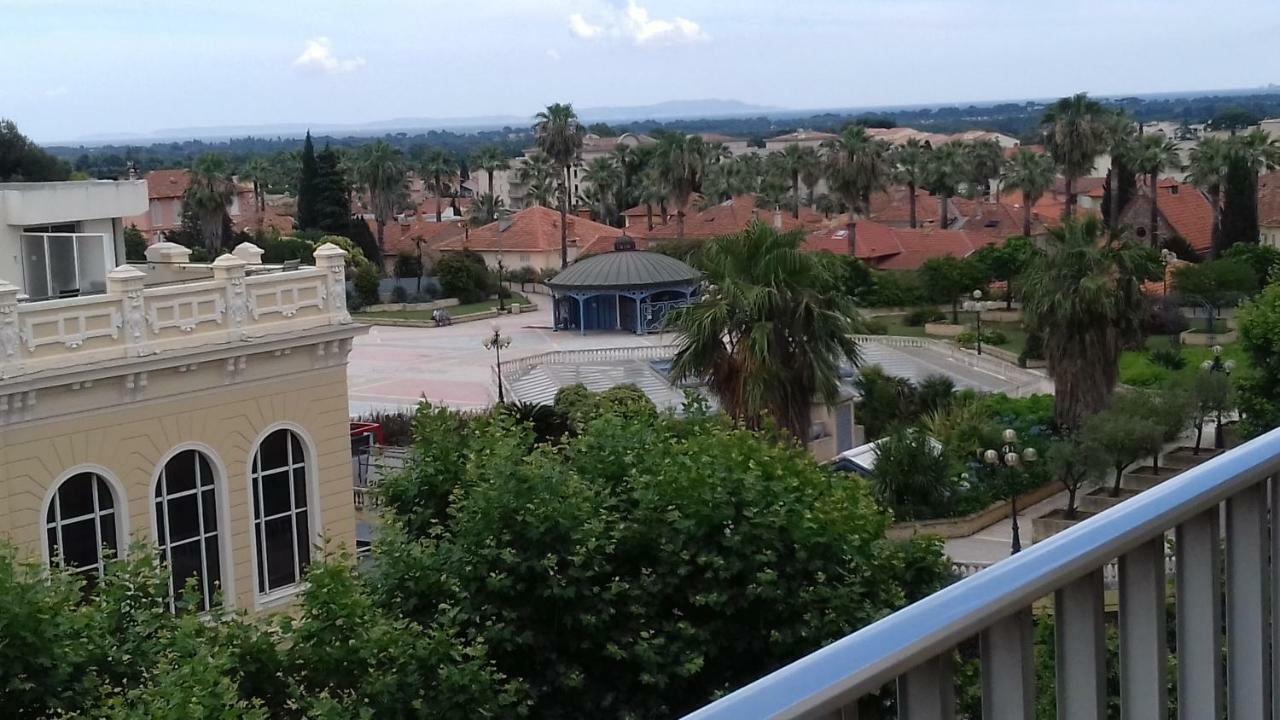 Residence L'Emilia Йер Экстерьер фото